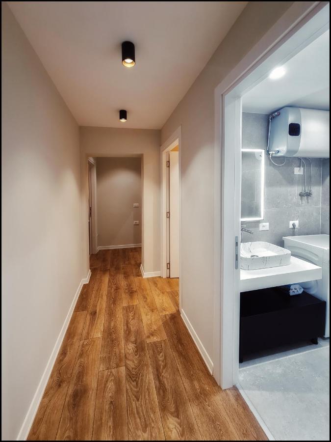 Adore - Modern Apartment تيرانا المظهر الخارجي الصورة