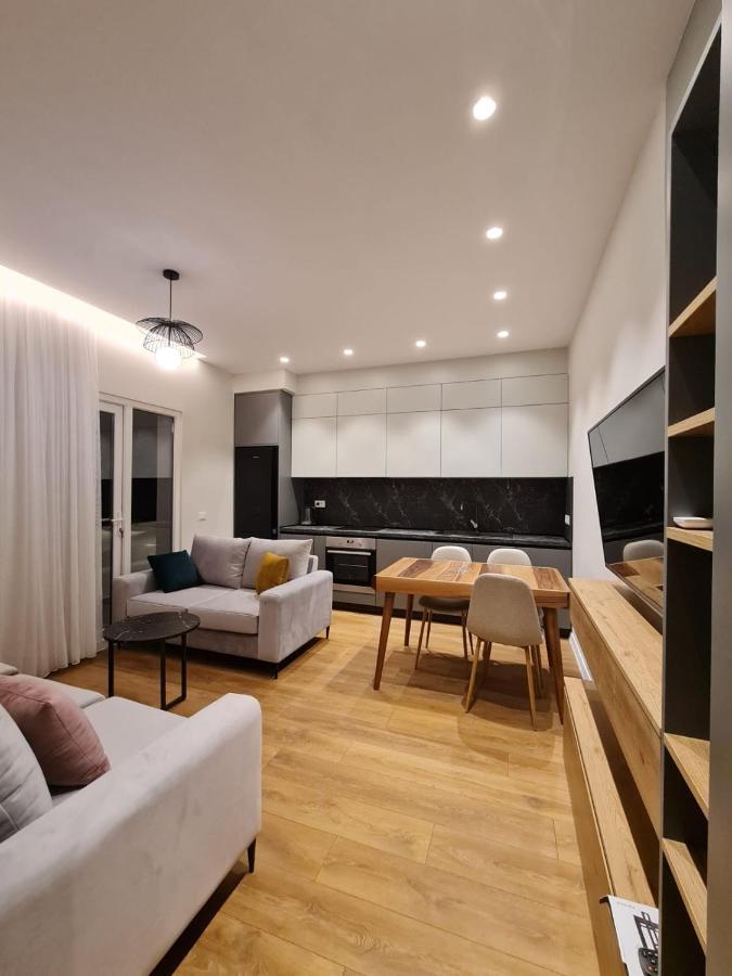 Adore - Modern Apartment تيرانا المظهر الخارجي الصورة