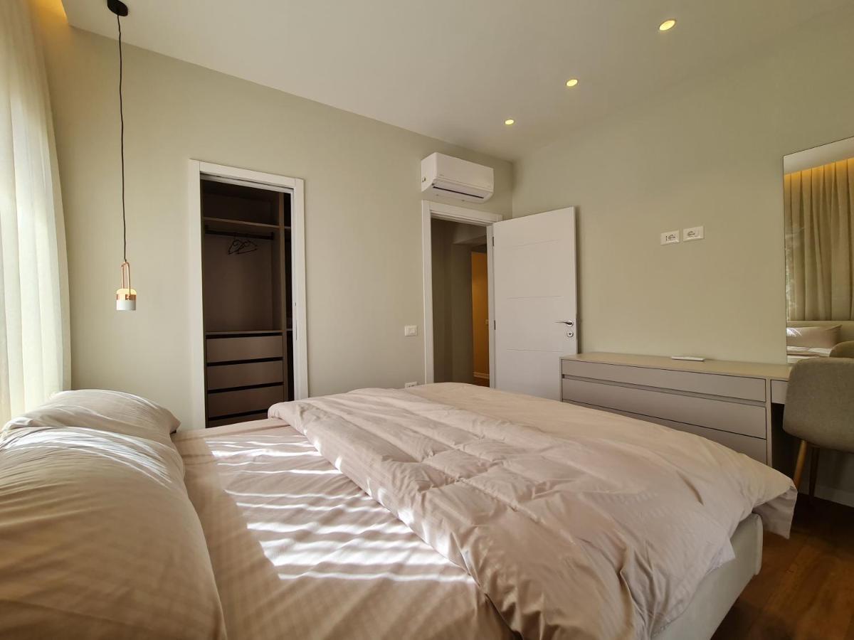 Adore - Modern Apartment تيرانا المظهر الخارجي الصورة