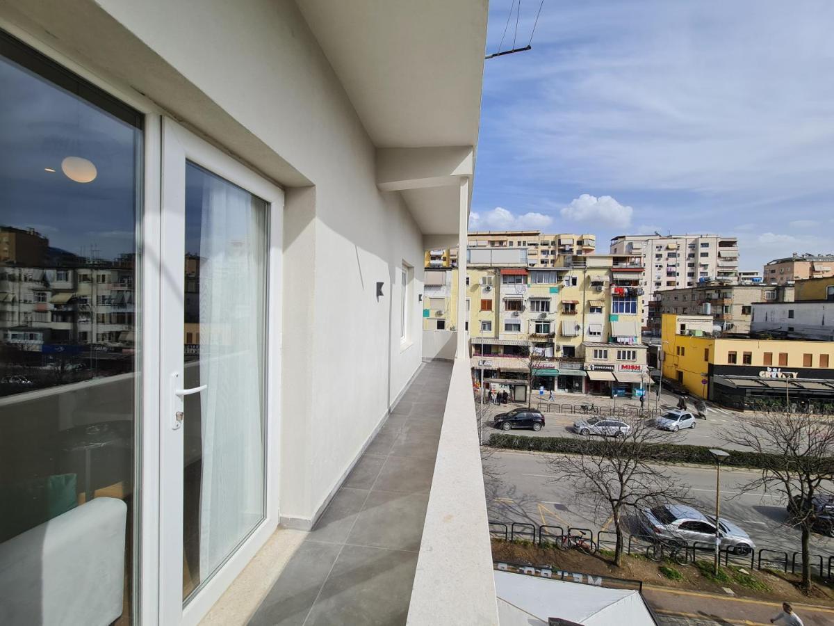 Adore - Modern Apartment تيرانا المظهر الخارجي الصورة