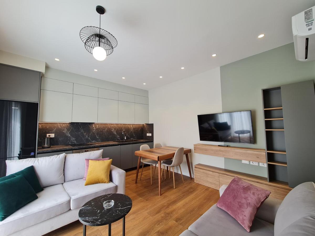 Adore - Modern Apartment تيرانا المظهر الخارجي الصورة